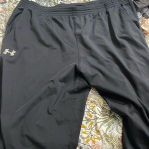 Men’s Under Armor workout pants XXL